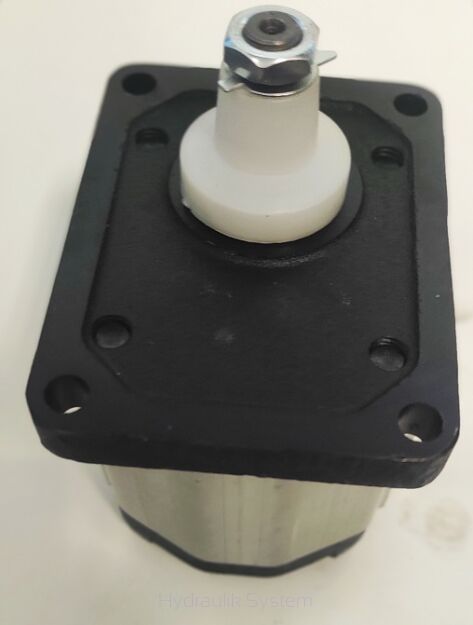 Pompa zębata 8 CC 1:8 Gr-2