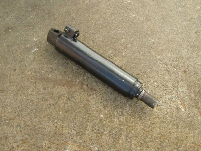 Siłownik fi 95 zamykający AMA