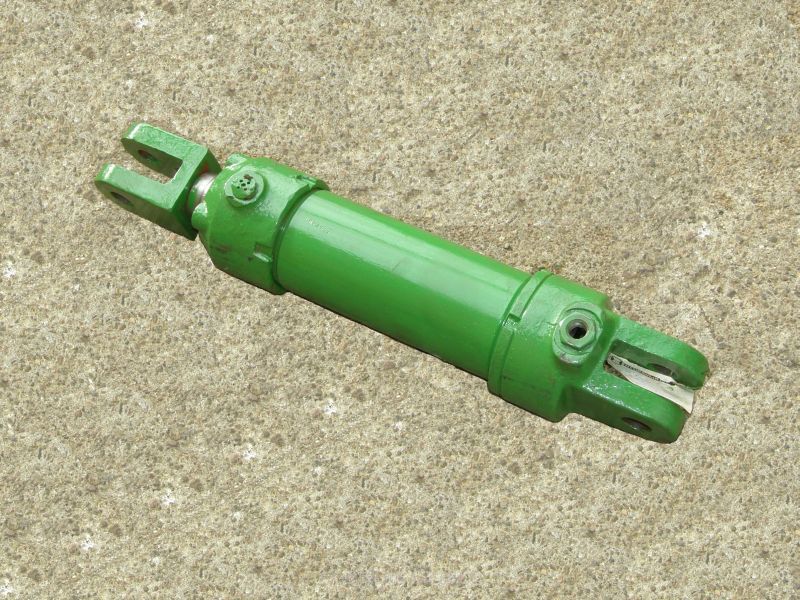 Siłownik do pługa B201  80x50/201