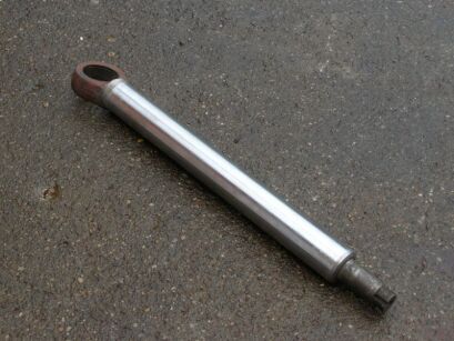 Tłoczysko 55x530 z uchem